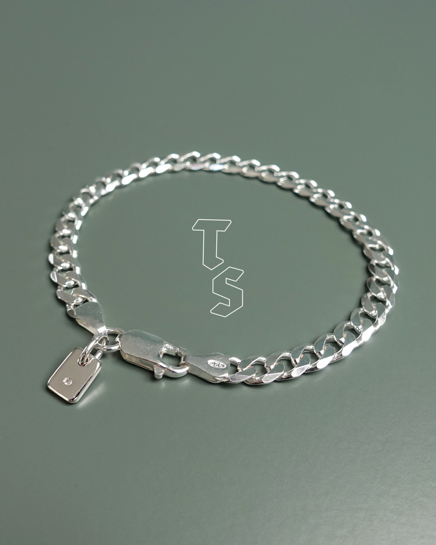 CURB CHAIN BRACELET