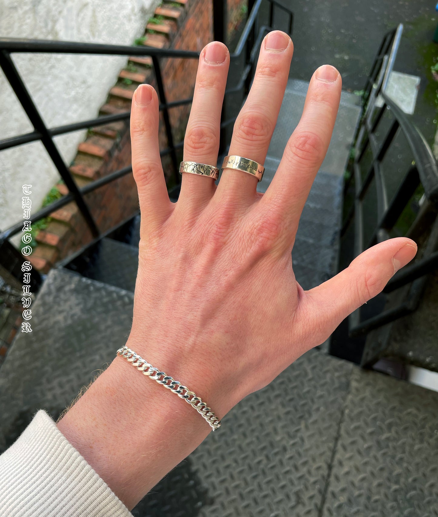 CURB CHAIN BRACELET