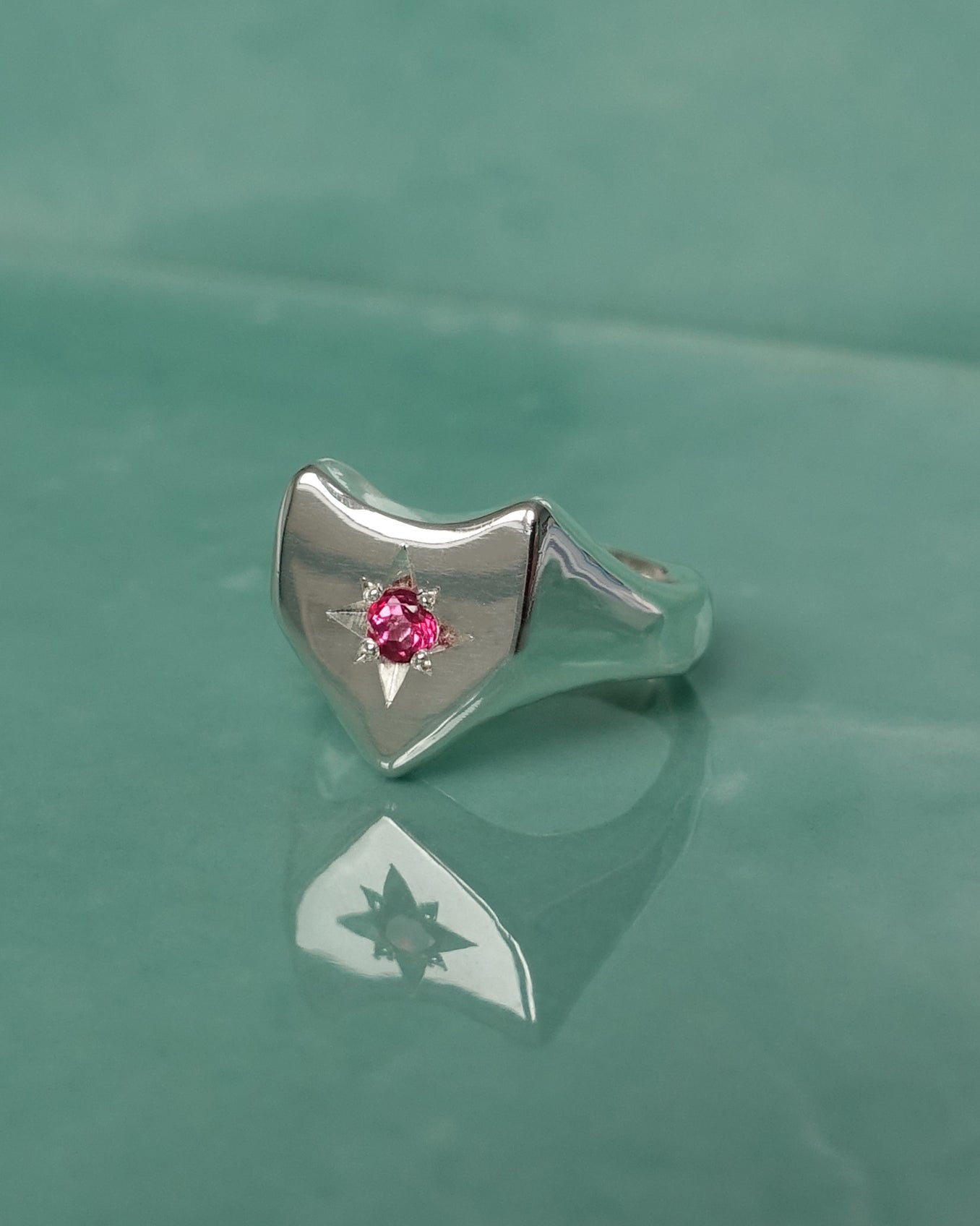 SHIELD RING - PINK TOPAZ